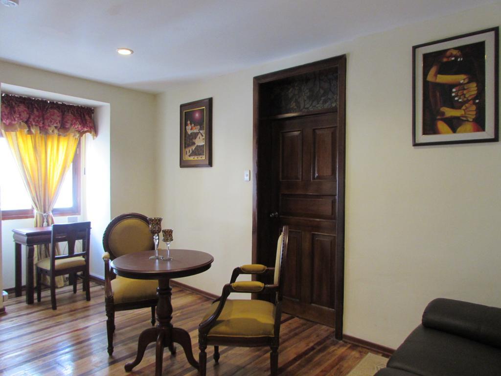 San Blas House & Suites Кито Экстерьер фото