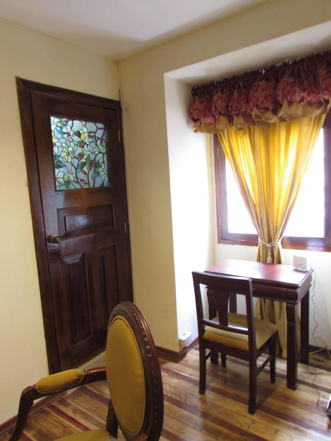 San Blas House & Suites Кито Экстерьер фото